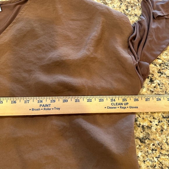 j. jill Women’s brown v neck oversized drop shoulder blouse size xl - Picture 4 of 6